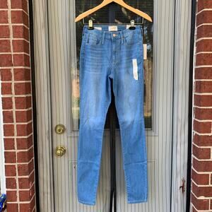 Women/Teens Skinny High-Rise Skinny Jeans Size 2 Long- Universal Thread NWT